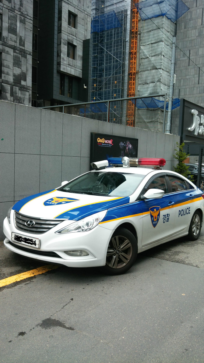 주정차단속하던 차량이 불법주차를 | 보배드림 국산차게시판